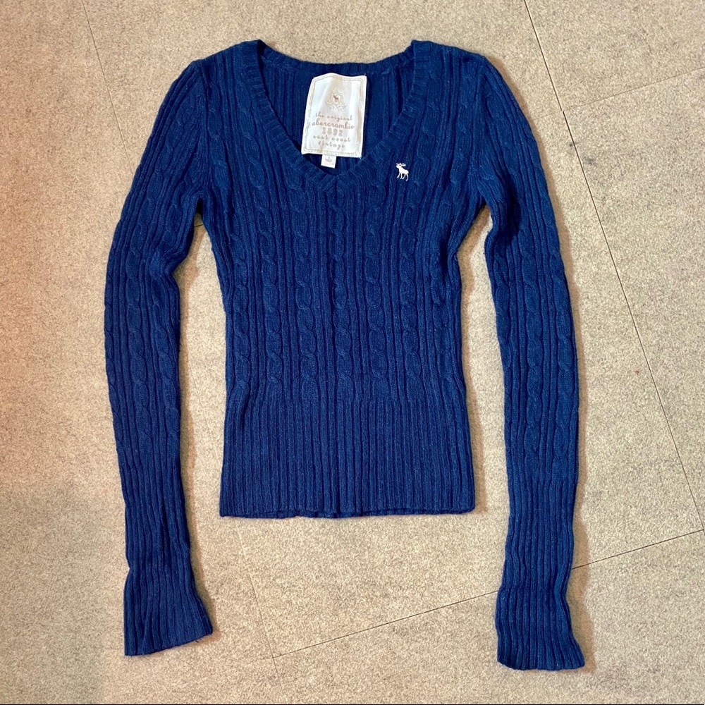 Y2K abercrombie kids V-neck Sweater